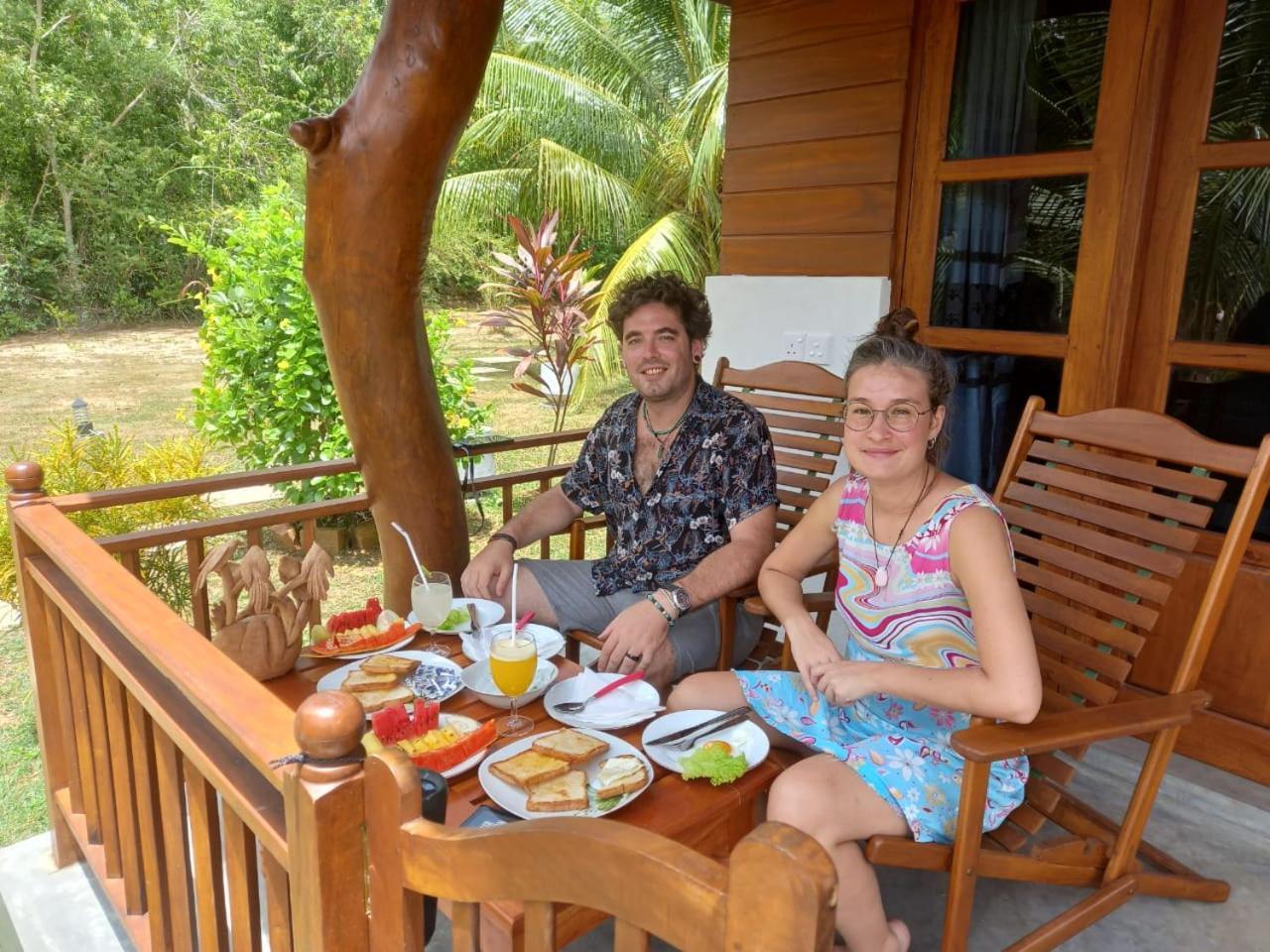 Hanguk Lanka Lagoon Villa Tangalle Bagian luar foto