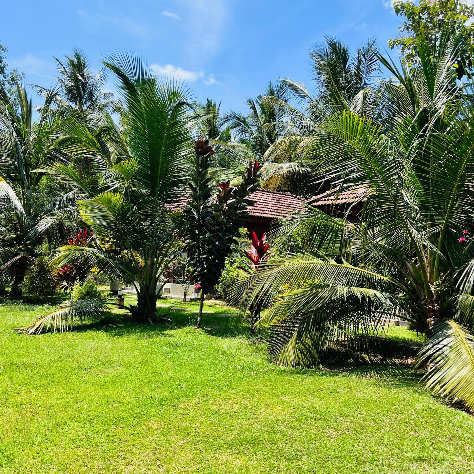 Hanguk Lanka Lagoon Villa Tangalle Bagian luar foto
