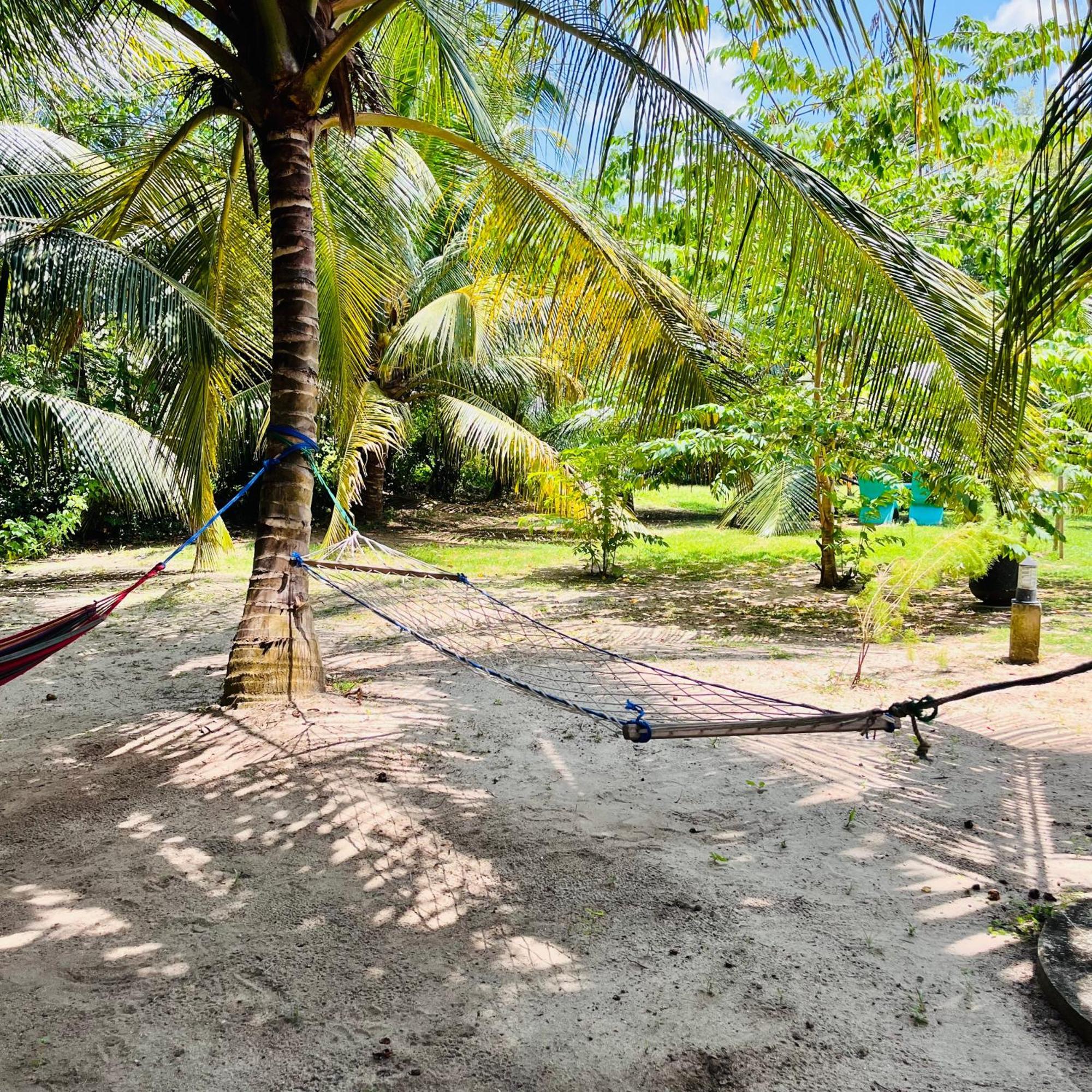 Hanguk Lanka Lagoon Villa Tangalle Bagian luar foto