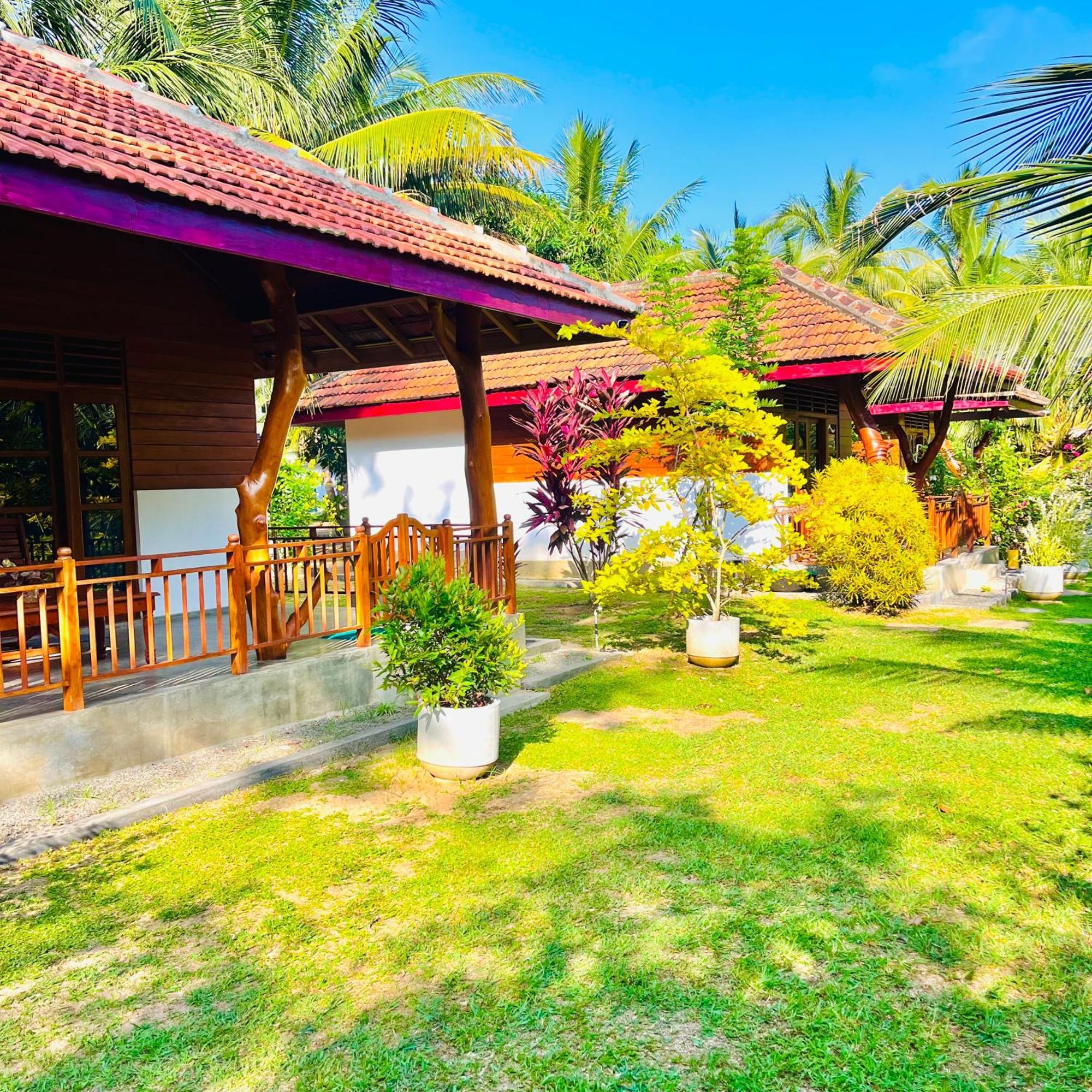 Hanguk Lanka Lagoon Villa Tangalle Bagian luar foto